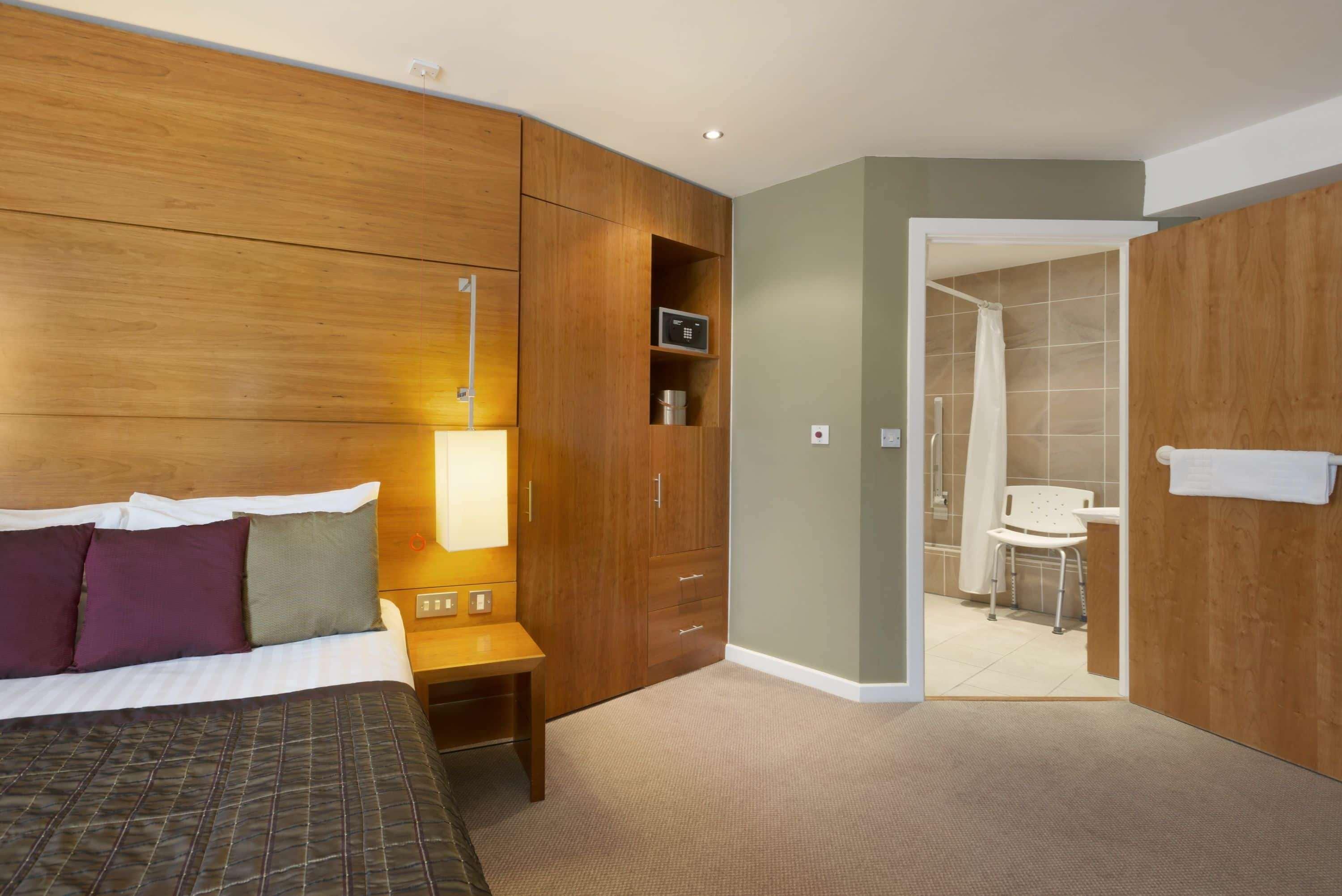 Ramada Plaza Wrexham Hotel Kültér fotó