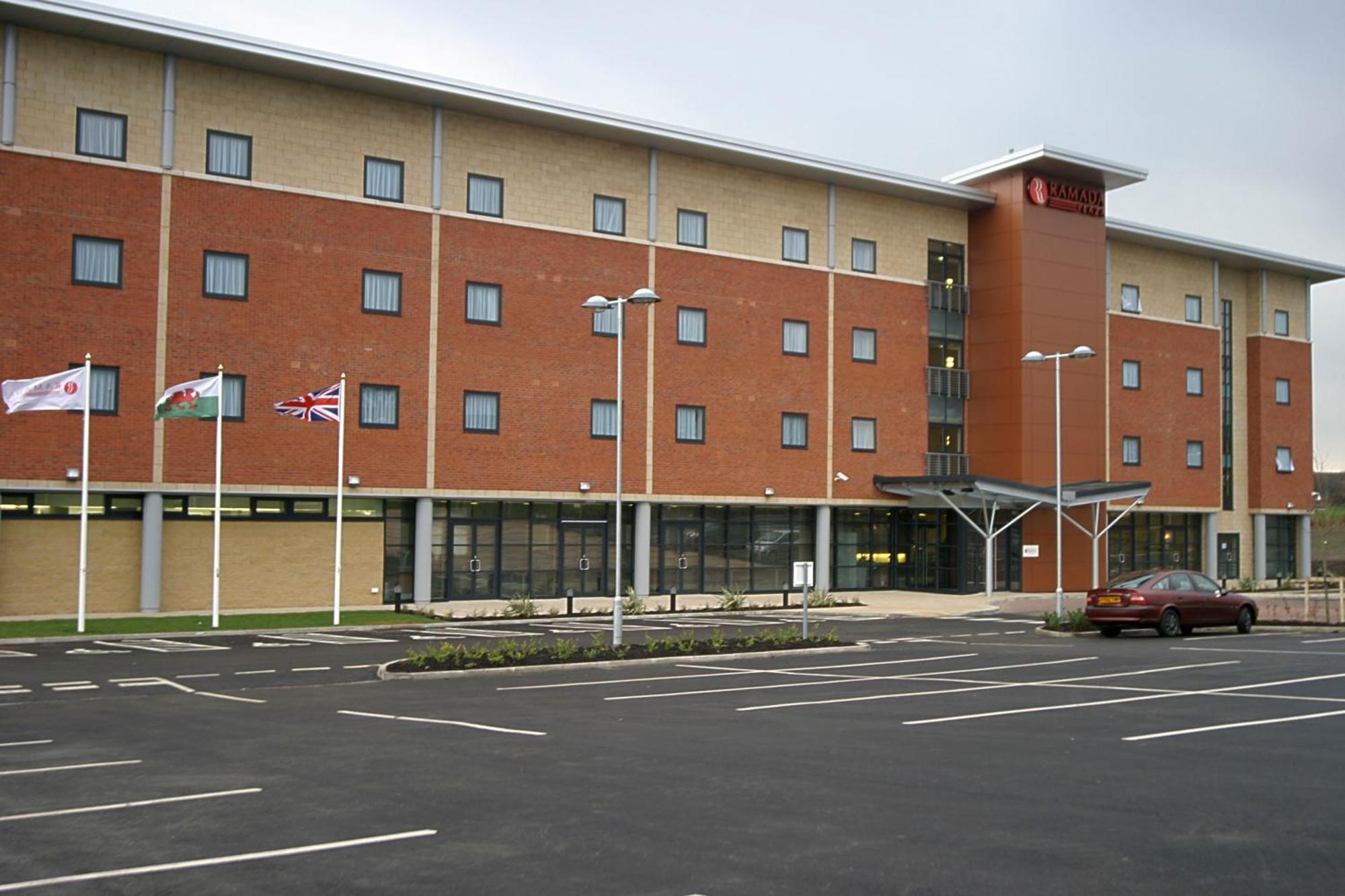 Ramada Plaza Wrexham Hotel Kültér fotó